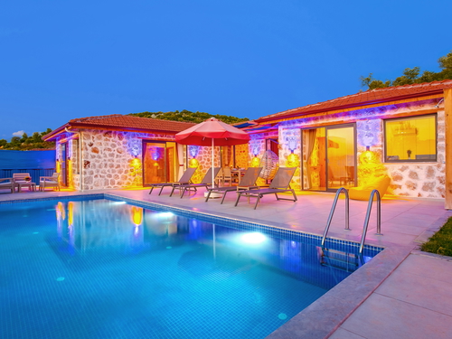  gece  -  Kasım
  | Kalkan Yeşilköy Villa (4 Kişilik, Özel Havuzlu, Doğa İçinde, Jakuzili Seçenekli)